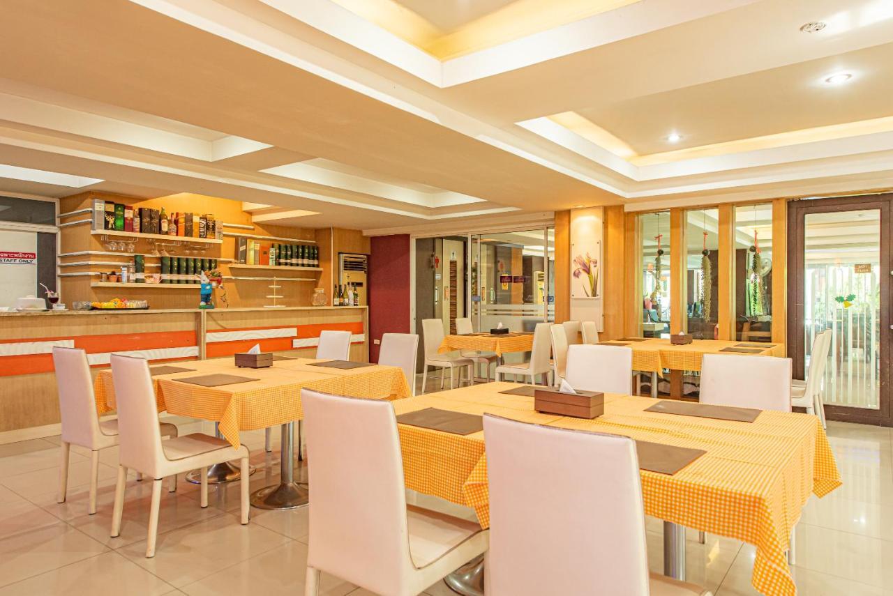The Wing Design Hotel Bangkok Exterior photo