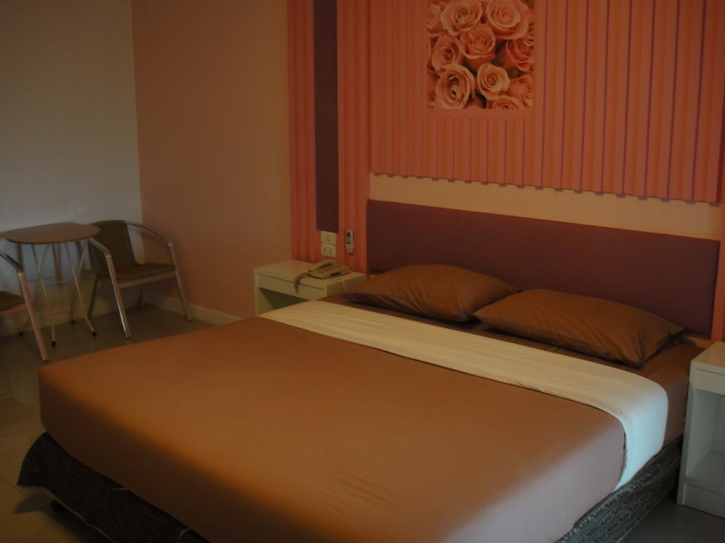 The Wing Design Hotel Bangkok Room photo